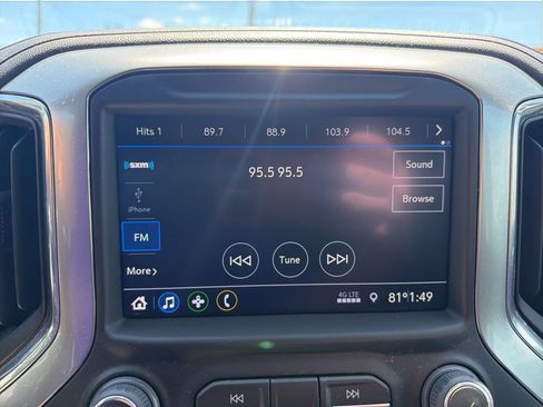 Used 2022 Chevrolet Silverado 1500 RST w/ Redline Edition AWD/4WD image 18