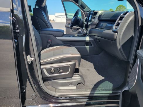 Used 2026 RAM 1500 Laramie AWD/4WD image 34