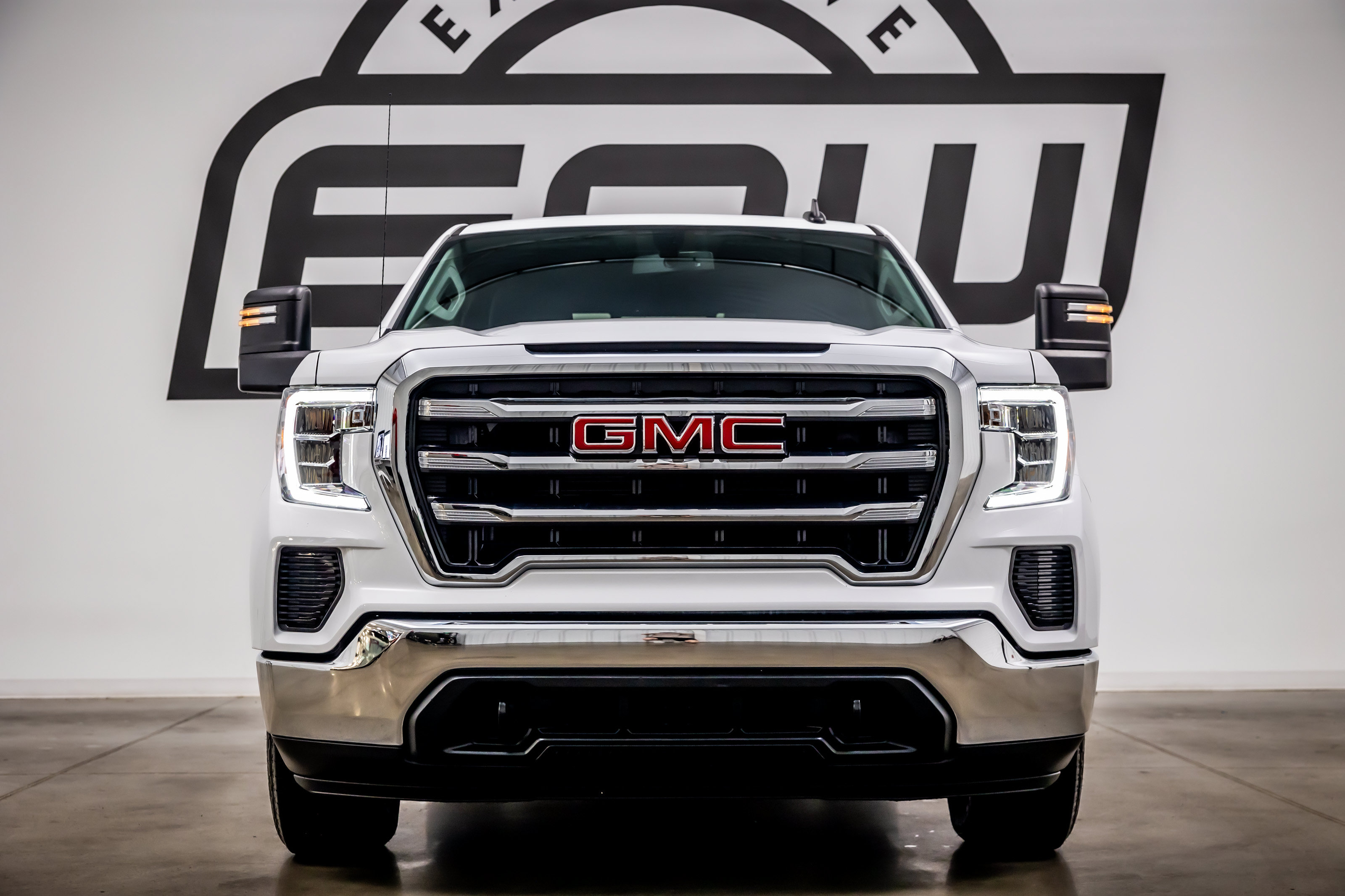 Used 2021 GMC Sierra 1500 SLE AWD/4WD image 4