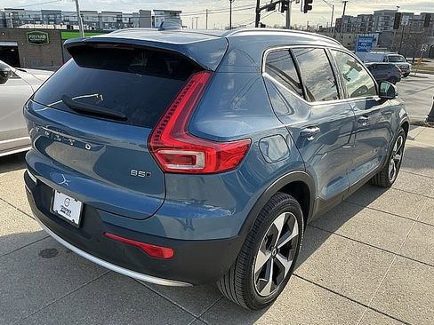 Certified 2025 Volvo XC40 B5 Plus image 6