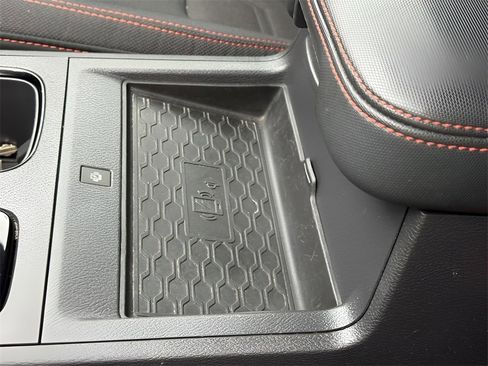 Used 2022 Nissan Frontier PRO-4X image 18