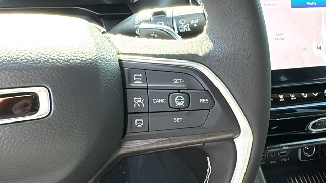 New 2027 Jeep Grand Cherokee Limited AWD/4WD image 14