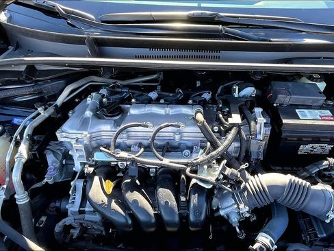 Used 2021 Toyota Corolla LE image 30