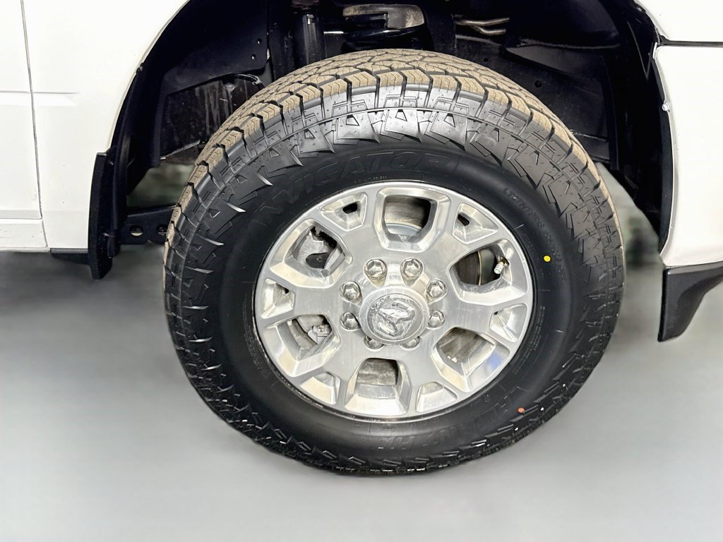 Used 2024 RAM 2500 Laramie AWD/4WD image 30