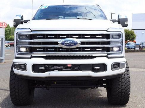 Used 2024 Ford F350 Platinum w/ Tremor Off-Road Package AWD/4WD image 9