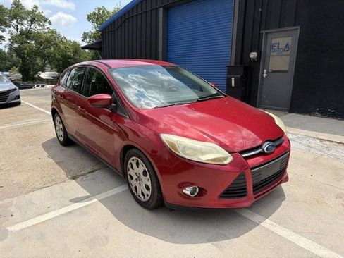 Used 2012 Ford Focus SE FWD image 8