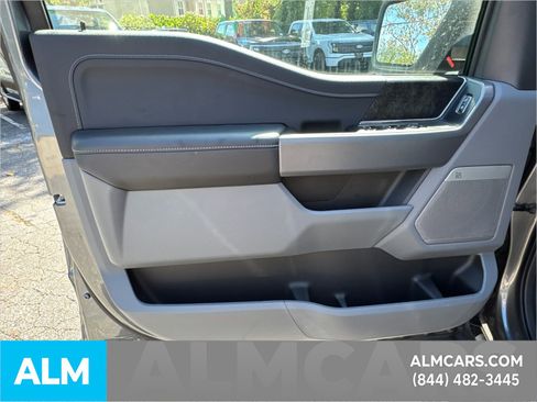 Used 2025 Ford F150 Lightning Flash image 12