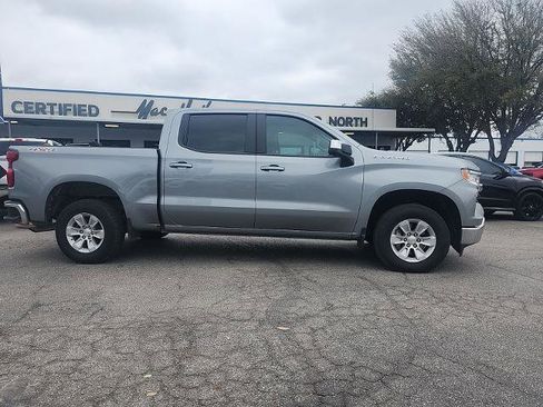 Used 2025 Chevrolet Silverado 1500 LT AWD/4WD image 2