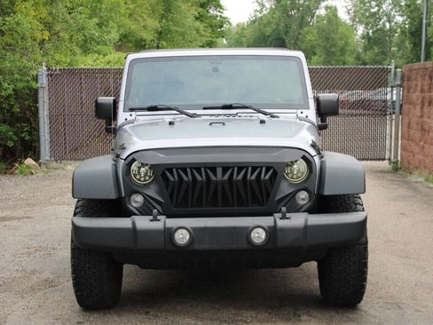 Used 2014 Jeep Wrangler Sport image 7