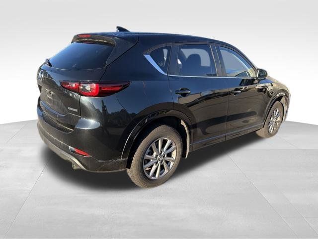 Used 2025 MAZDA CX-5 AWD 2.5 S w/ Select Package image 3