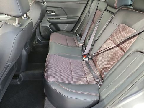 Used 2026 Nissan Kicks SR image 14