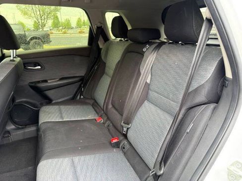 Used 2023 Nissan Rogue SV AWD/4WD image 10