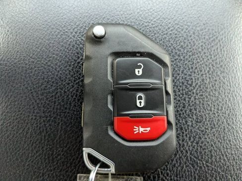 Used 2021 Jeep Wrangler Unlimited Rubicon 4xe w/ Safety Group image 29