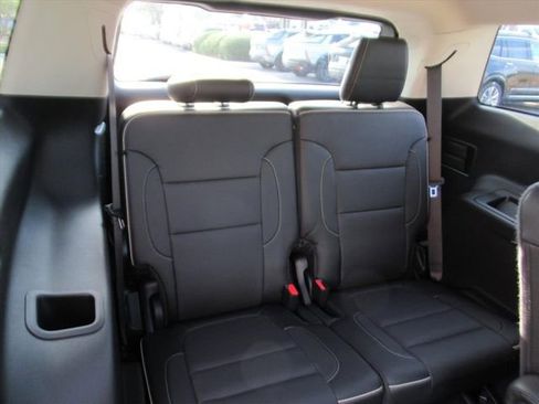 Used 2020 GMC Acadia Denali w/ Technology Package image 34