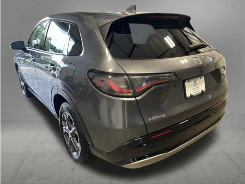 Certified 2025 Honda HR-V EX-L image 4