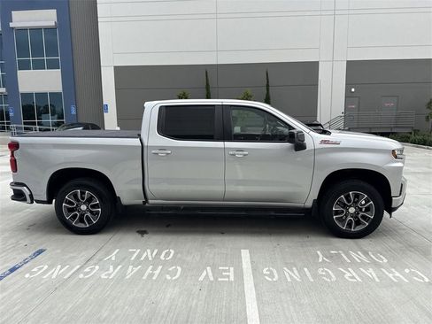 Used 2020 Chevrolet Silverado 1500 RST image 2