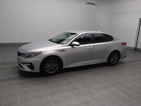 Used 2020 Kia Optima LX image 2