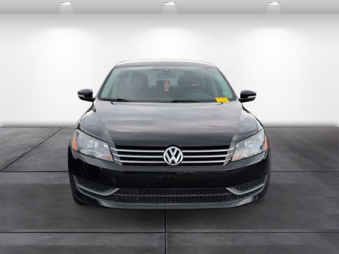 Used 2015 Volkswagen Passat 1.8T S FWD image 6