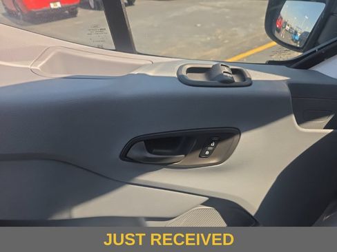 Certified 2017 Ford Transit 350 XL RWD image 11