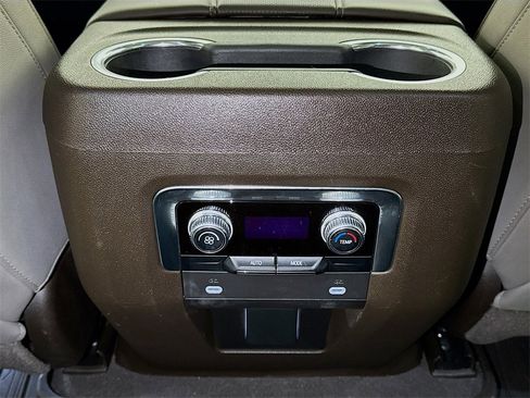 Certified 2023 GMC Yukon XL SLT image 25