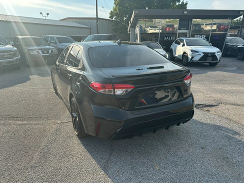 Used 2021 Toyota Corolla SE w/ Carpet Mat Package (TMS) FWD image 3
