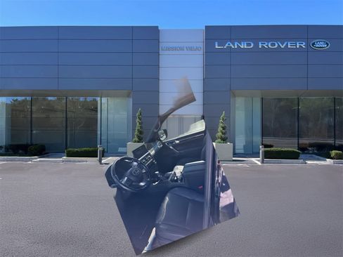 Used 2022 Lexus GX 460 Premium w/ Accessory Package image 5