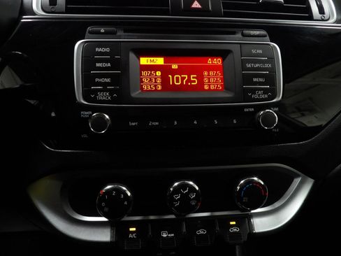 Used 2017 Kia Rio LX w/ Power Package image 10