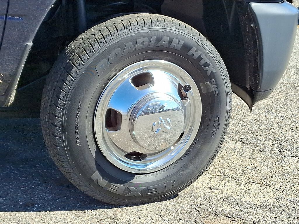 Used 2014 RAM 3500 Tradesman RWD image 15