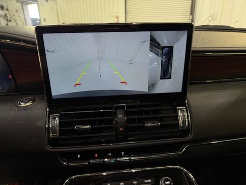 Used 2023 Lincoln Navigator L Reserve AWD/4WD image 18