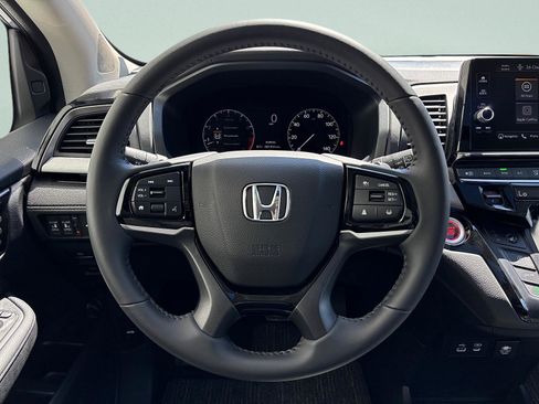 Certified 2026 Honda Odyssey Touring image 20