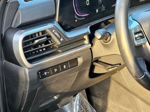 Used 2024 Kia Telluride S w/ S Sunroof Package image 16