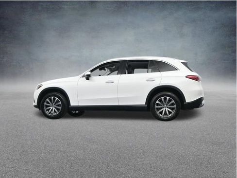 Used 2024 Mercedes-Benz GLC 300 image 40