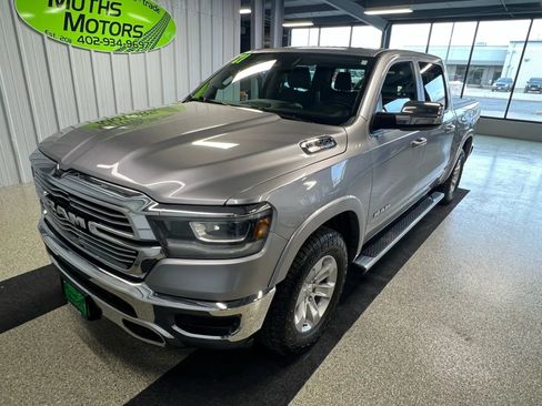 Used 2021 RAM 1500 Laramie AWD/4WD image 1
