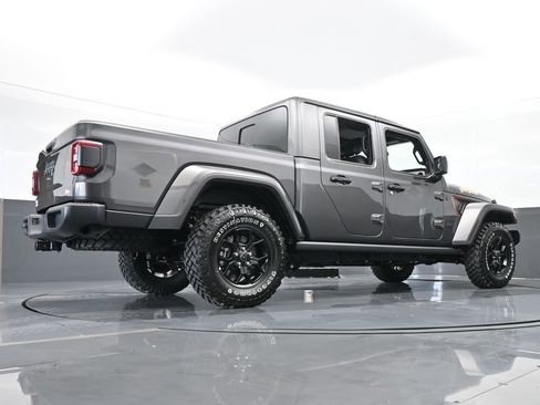Used 2024 Jeep Gladiator Sport image 53
