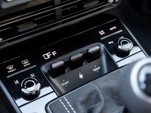 Used 2024 Porsche 911 GT3 image 27