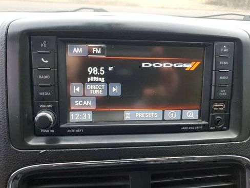 Used 2019 Dodge Grand Caravan SE FWD image 15