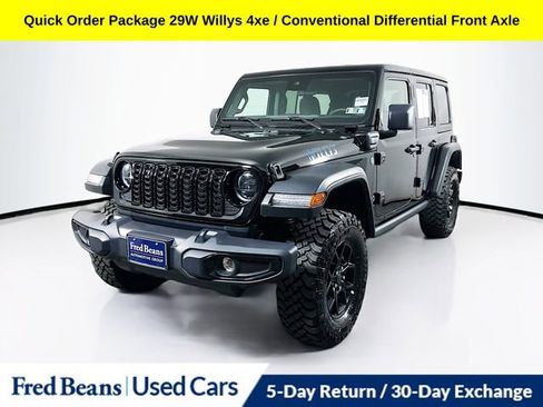 Used 2025 Jeep Wrangler Unlimited Sport S 4xe AWD/4WD image 3