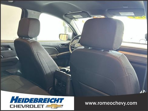 Certified 2024 Chevrolet Colorado LT w/ LT Convenience Package II AWD/4WD image 30