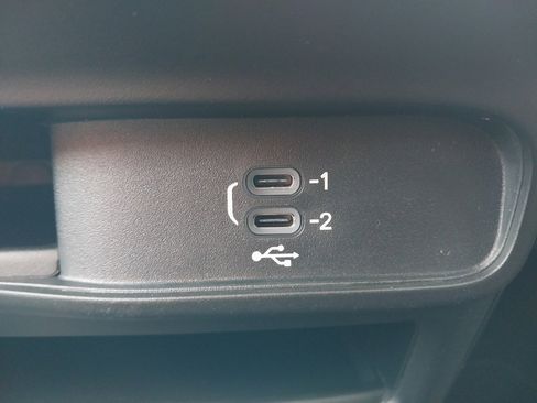 New 2026 Chrysler Voyager LX image 16