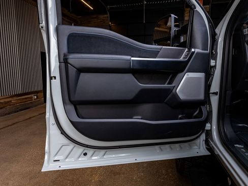 Used 2026 Ford F250 Platinum image 37