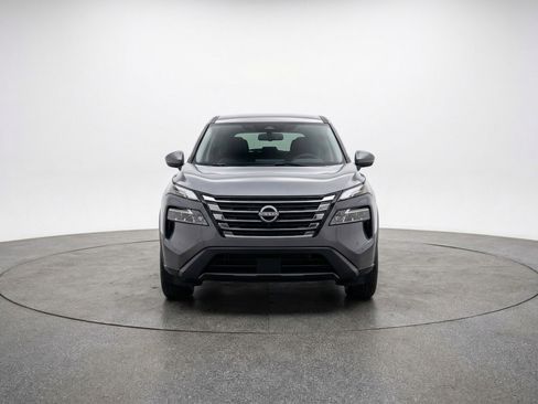Used 2025 Nissan Rogue SV FWD image 2