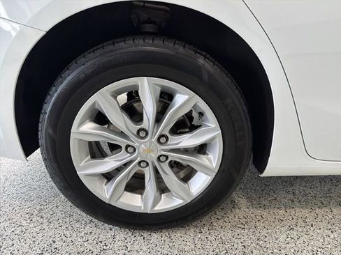 Used 2024 Chevrolet Malibu LT FWD image 36