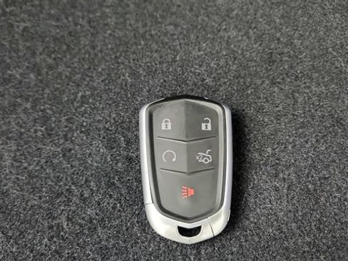 Used 2025 Cadillac Optiq Sport 1 AWD/4WD image 76