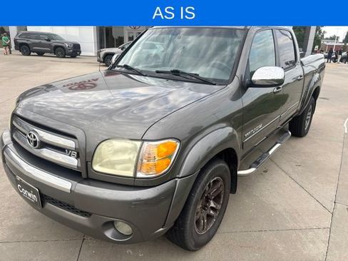 Used 2004 Toyota Tundra SR5 w/ Towing Pkg AWD/4WD image 7
