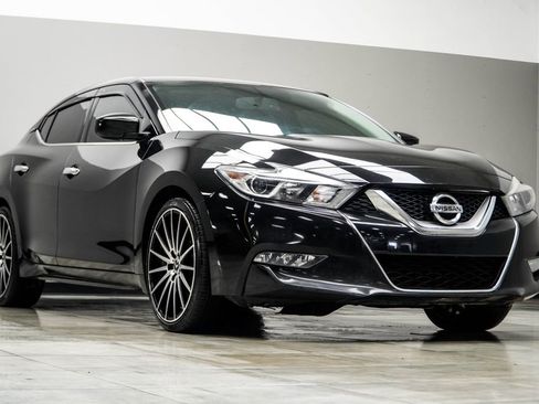 Used 2017 Nissan Maxima 3.5 S image 4