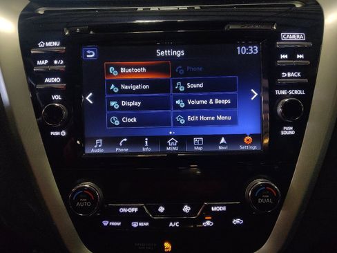 Used 2018 Nissan Murano SV image 25