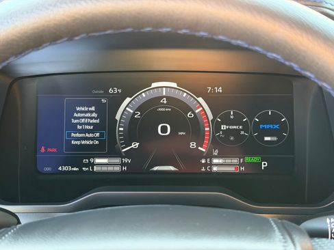 Used 2025 Toyota Sequoia Platinum AWD/4WD image 19