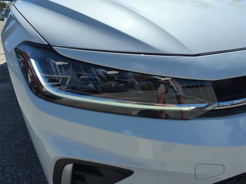 New 2026 Volkswagen Jetta SE image 13