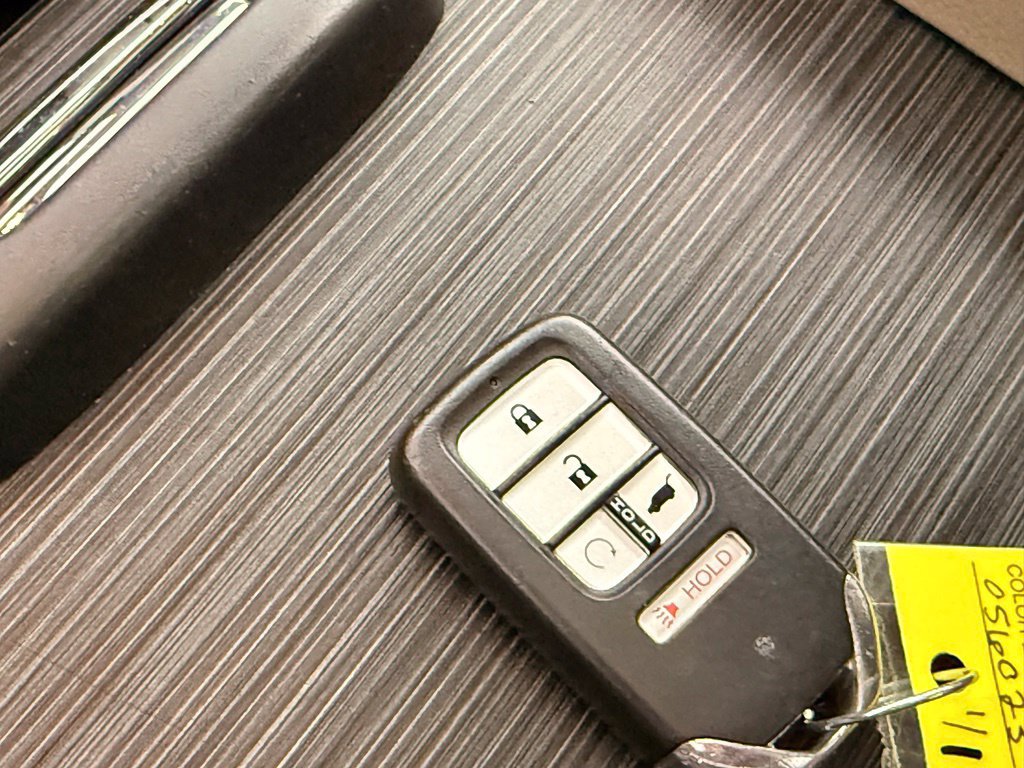 Used 2018 Honda Pilot Elite image 32
