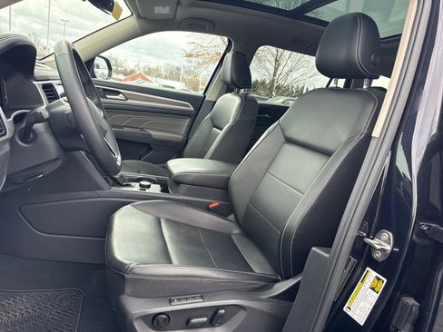 Certified 2023 Volkswagen Atlas SEL image 10